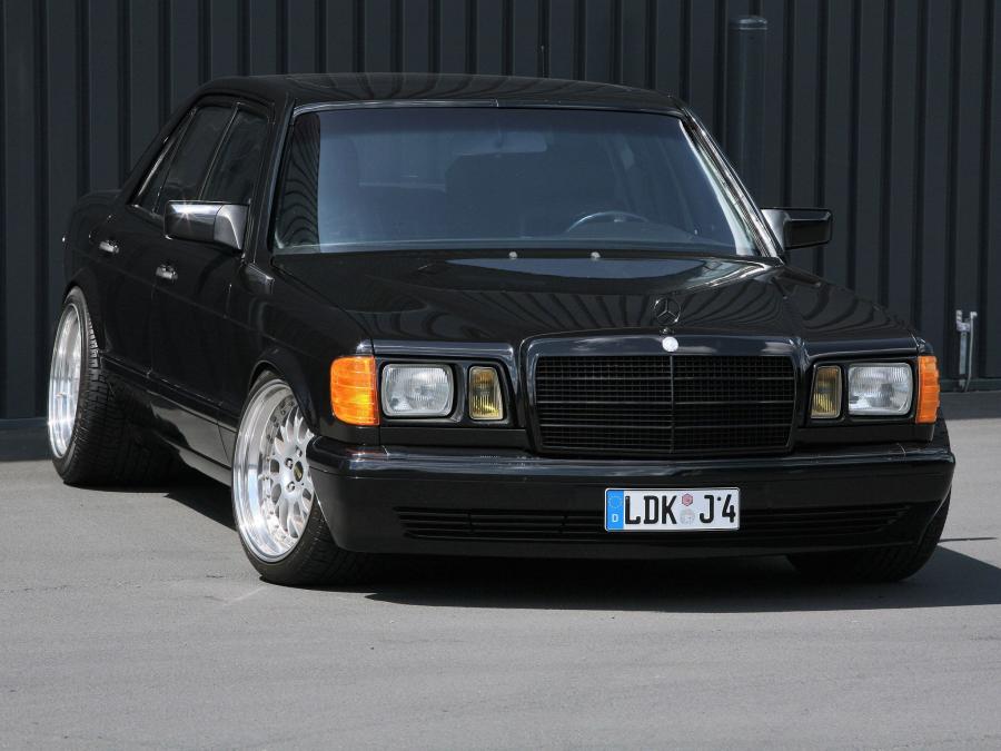  Mercedes-Benz 560 SE by INDEN-Design 1991 года  (фото 33 из 36)